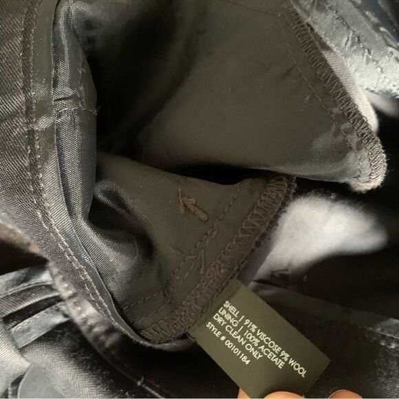 CLUB MONACO BLACK ROMPER - Picture 10 of 15